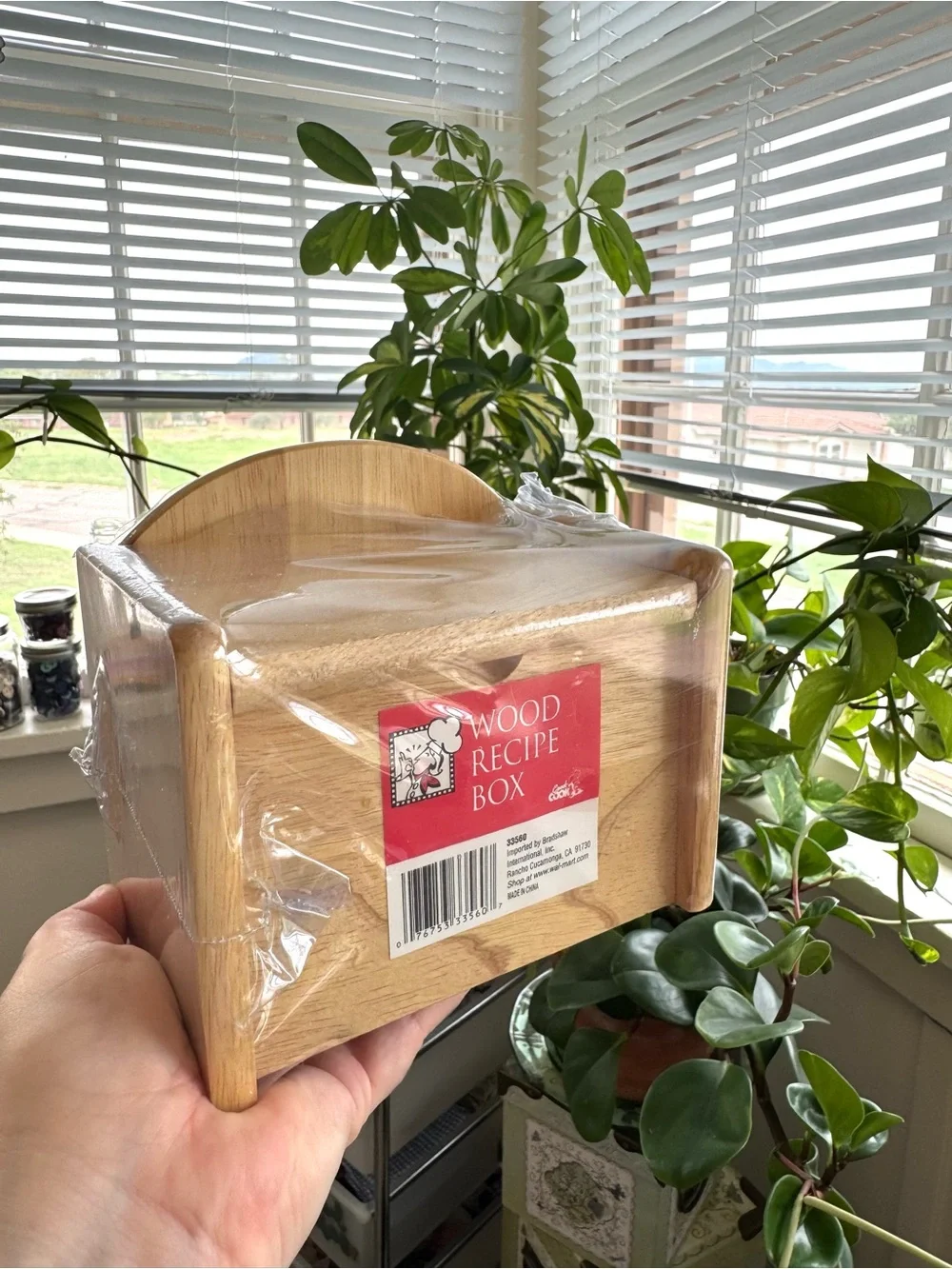 NWT 90’s Vintage Wood RecipeBox by “Good Cook.” Model #33560. Original Packaging